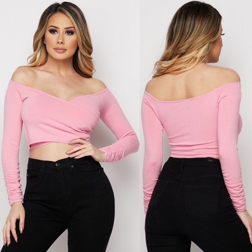 🎀 Pink Off-Shoulder Knit Over Lay Crop Top